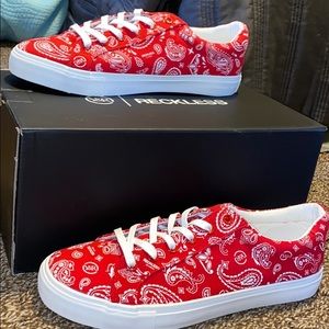 Men’s Sneakers. NEVER WORN.